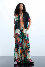 Pantaloni cu imprimeu floral