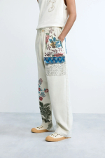 PANTALONI CU PRINT FLORAL