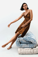 Rochie asimetrica cu bretele