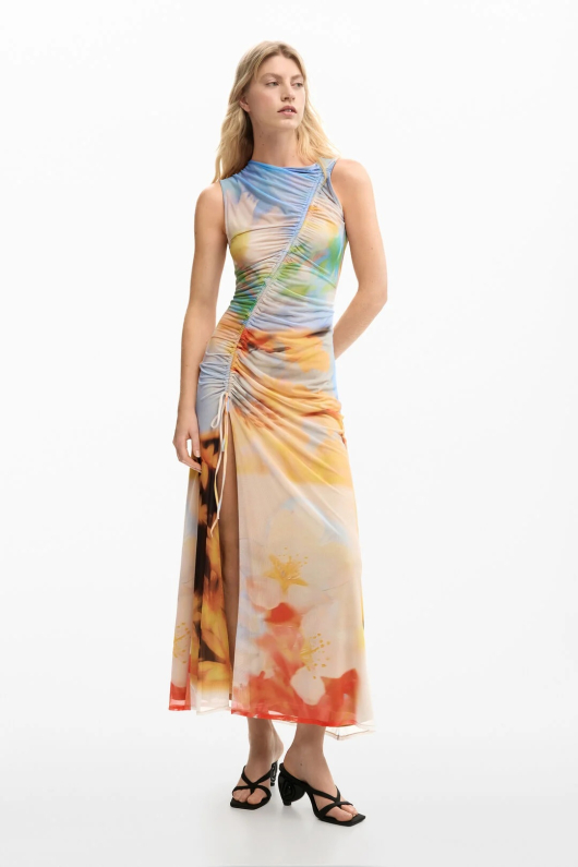 Rochie lunga drapata din tull