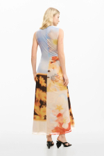 Rochie lunga drapata din tull