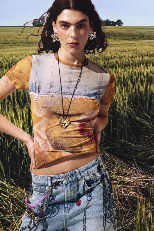 Tricou cu print patchwork