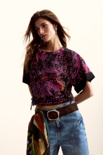 Tricou etnic creat de Mr. Christian Lacroix
