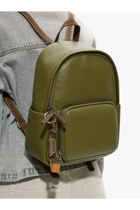 RUCSAC KAKI