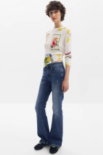 PULOVER ALB CU PRINT