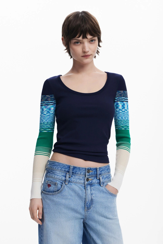BLUZA ALBASTRA CU DUNGI