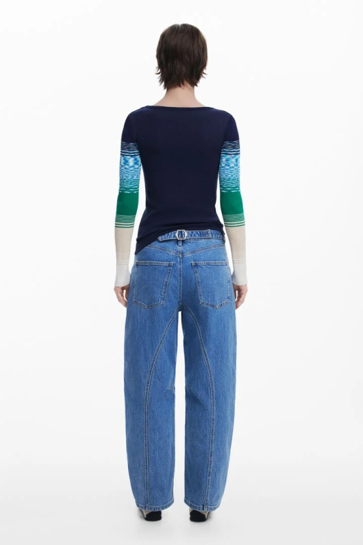BLUZA ALBASTRA CU DUNGI