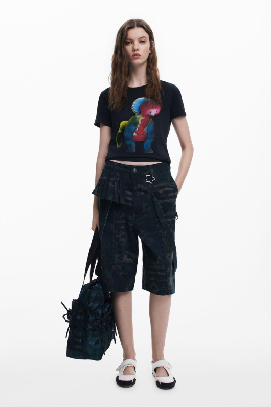 TRICOU NEGRU CU PRINT