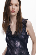 ROCHIE SATINATA CU BRODERIE