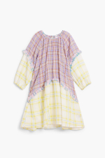 Rochie in carouri cu volane