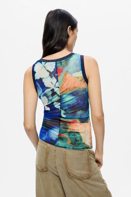 Bluza imprimata fara maneci