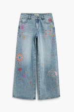 Pantaloni din denim imprimati