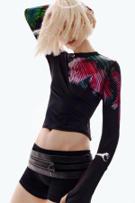 BLUZA NEAGRA CU PRINT