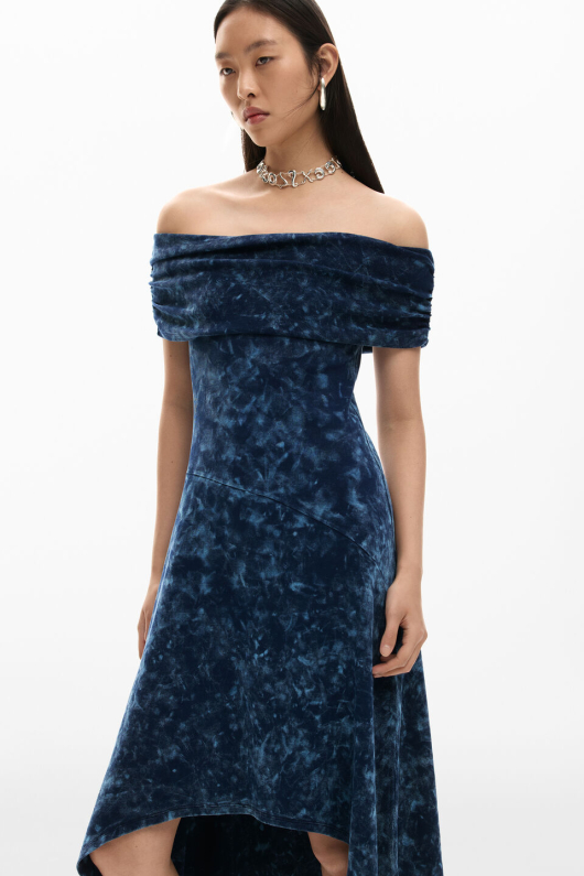 ROCHIE ALBASTRA IN DEGRADE