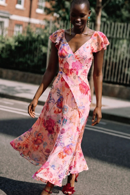 Rochie creata de Mr. Christian Lacroix