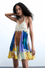 ROCHIE COLORATA CU BRODERIE