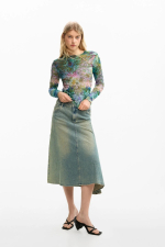 Bluza texturata cu flori