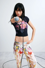 PANTALONI DENIM CU PRINT FLORAL