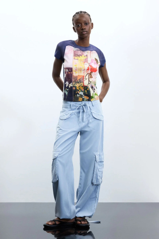 TRICOU CU IMPRIMEU FLORAL