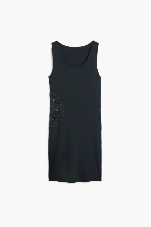 ROCHIE SCURTA CU BRODERIE