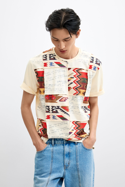 TRICOU CU PRINT ETNIC