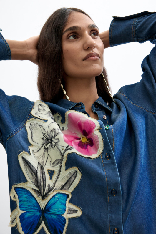 CAMASA DENIM CU APLICATIE FLOARE