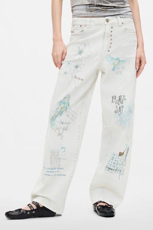 PANTALONI DENIM CU PRINT