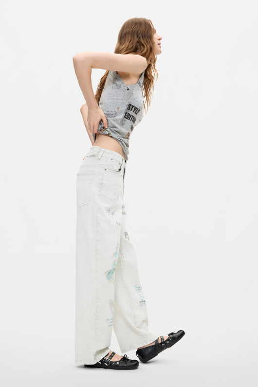 PANTALONI DENIM CU PRINT