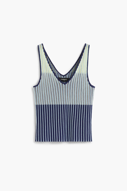 Top tricotat fara maneci