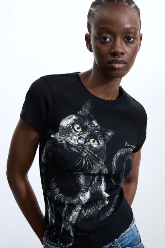 TRICOU NEGRU CU PISICA
