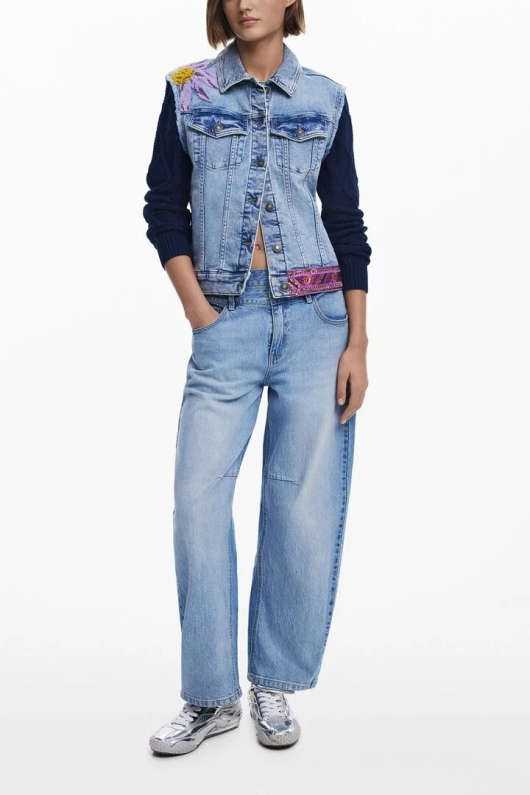 JACHETA DENIM CU APLICATII