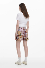 PANTALONI SCURTI