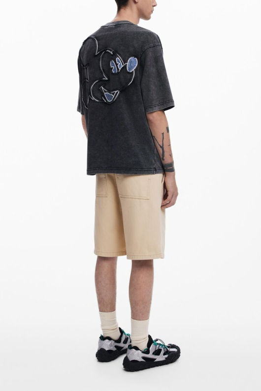 TRICOU