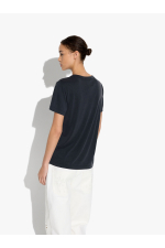 TRICOU CU DECOLTEU IN V