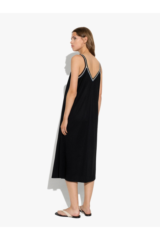 ROCHIE CU DECOLTEU IN V