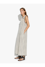 ROCHIE IN DUNGI
