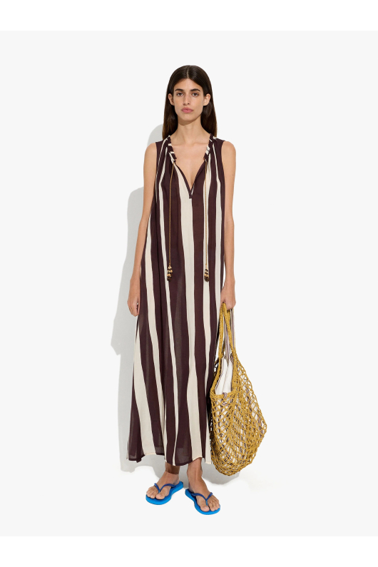 ROCHIE IN DUNGI