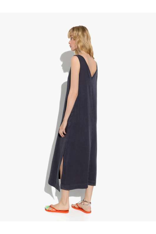 ROCHIE CU DECOLTEU IN V