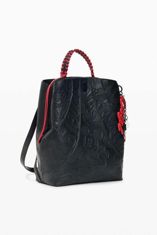 RUCSAC MEDIU, NEGRU