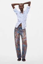 PANTALONI DENIM CU PRINT