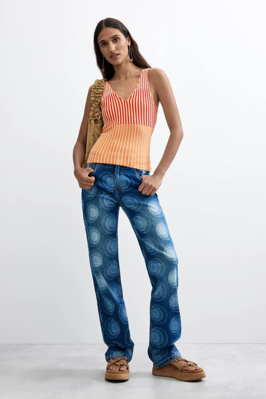 Pantaloni jeans slim cu imprimeu