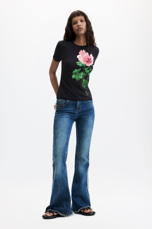 TRICOU NEGRU CU PRINT FLORAL