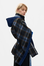 PONCHO CU PRINT IN PATRATELE