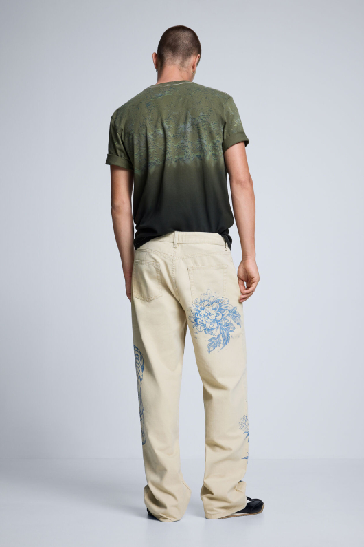 PANTALONI DENIM CU PRINT