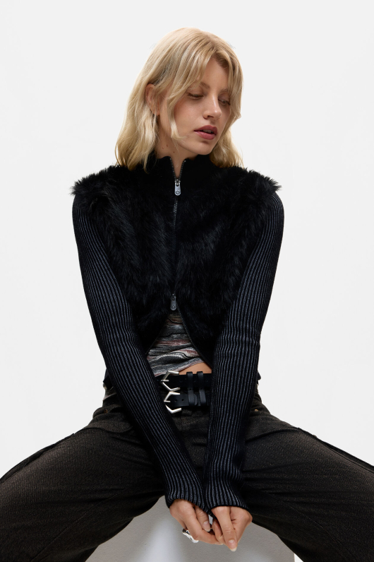 PULOVER NEGRU CU BLANA