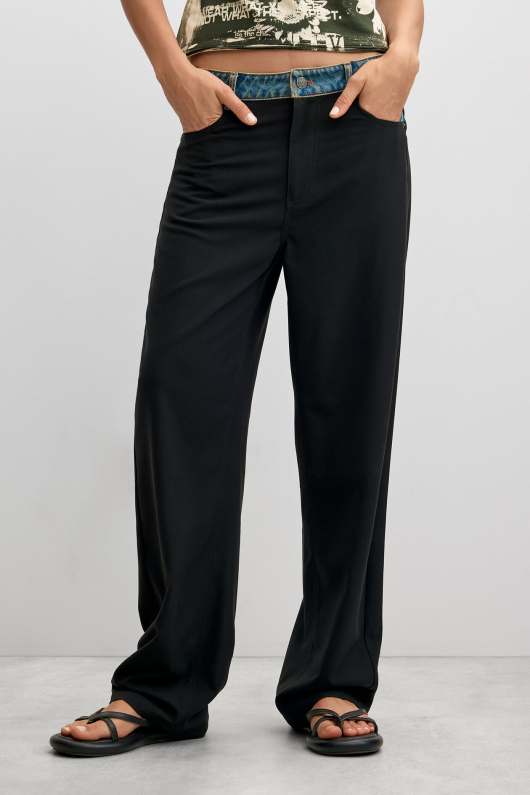 PANTALONI NEGRI CU BETELIA DIN DENIM