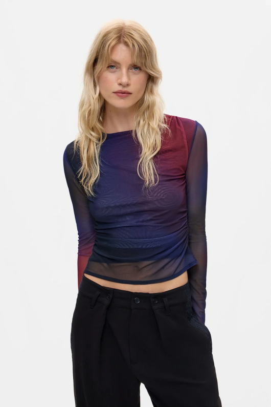 Bluza din tull