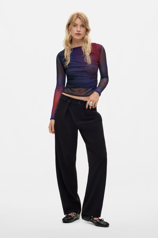 Bluza din tull