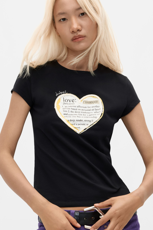 TRICOU NEGRU CU PRINT INIMA