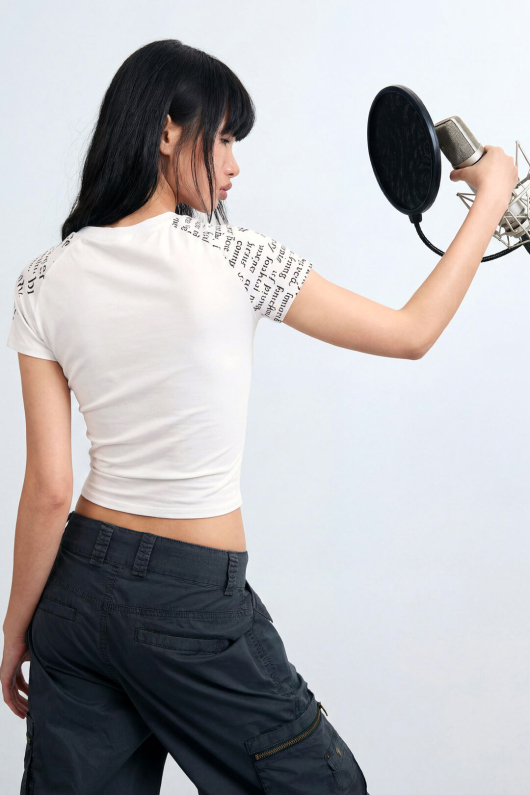 TRICOU ALB CU PRINT FLOARE